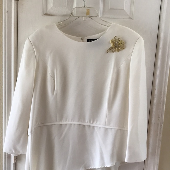 Lily&Taylor bracelet sleeve fully lined blouse. NWOT - Picture 2 of 6